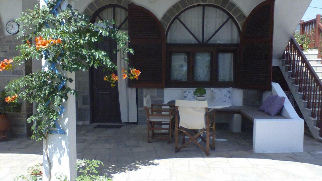 Villa Iris Vrasná Zewnętrze zdjęcie